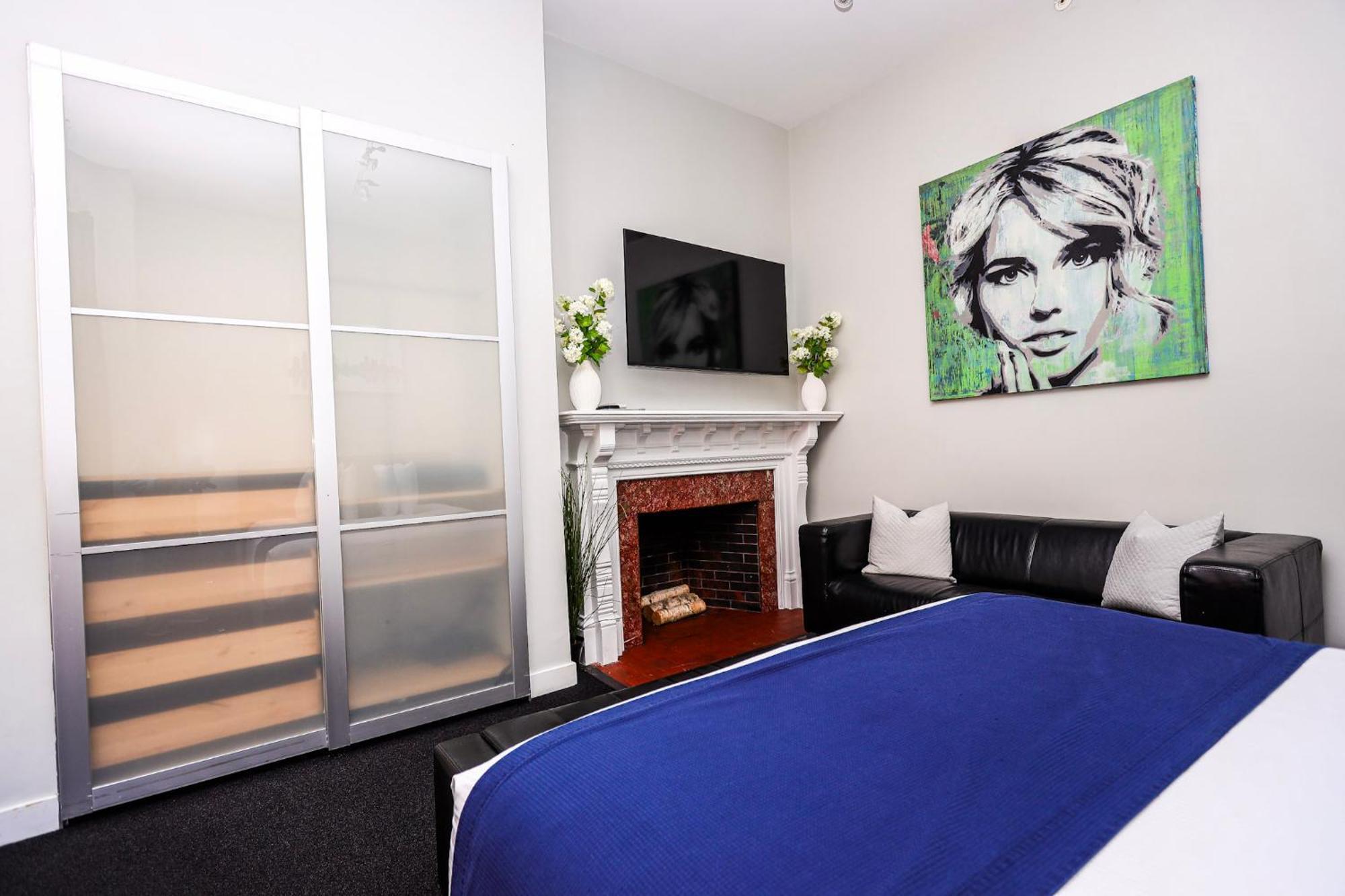 Large Stylish Newbury Street Studio W/ Kitchen Boston Exterior photo