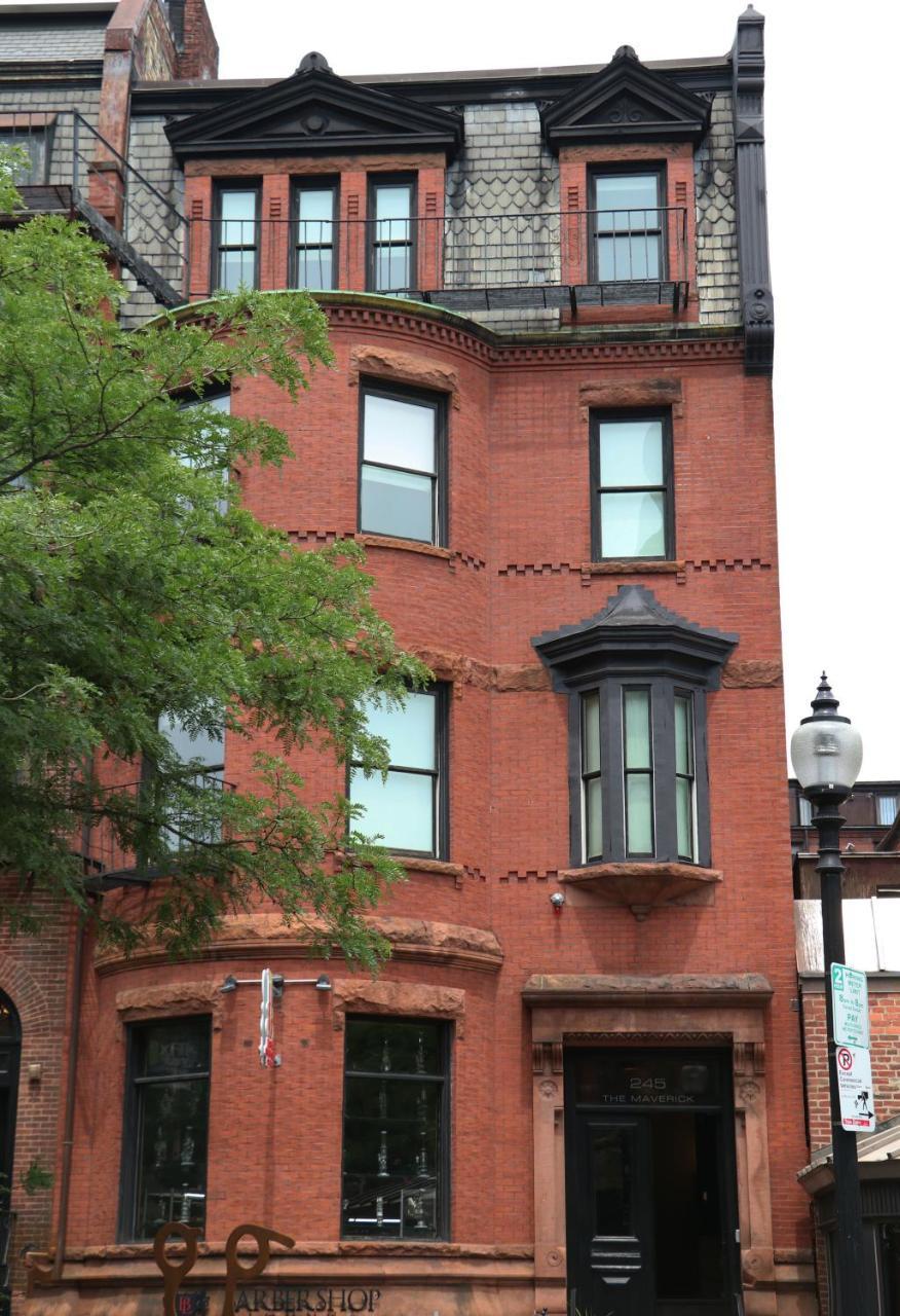 Large Stylish Newbury Street Studio W/ Kitchen Boston Exterior photo